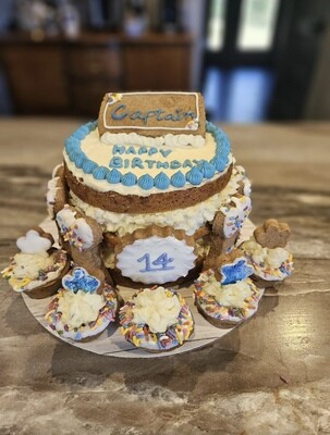 Pumpkin &amp; Peanut Butter Celebration Cake