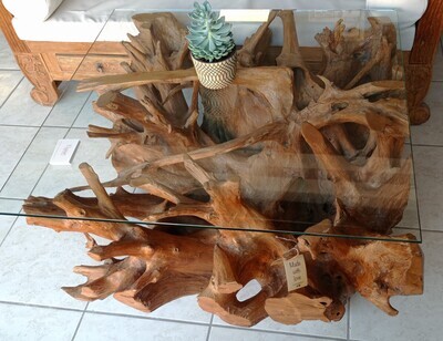 Mesa  raices de suar y cristal