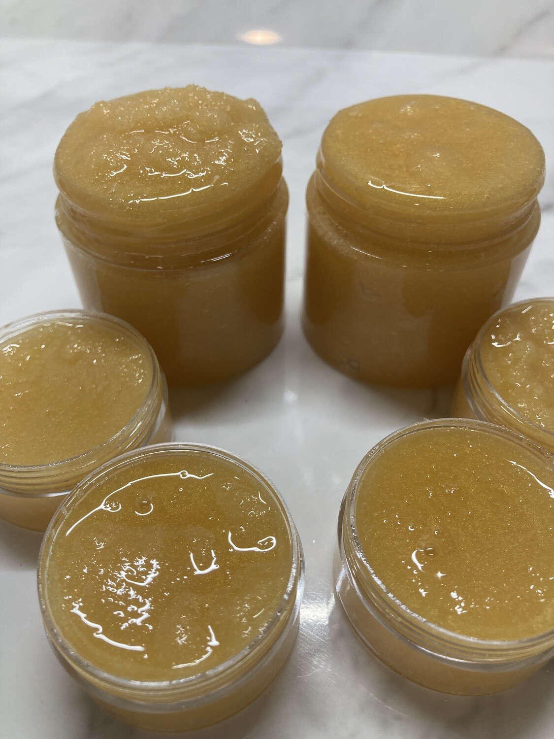 Vanilla Gold Lip Scrub