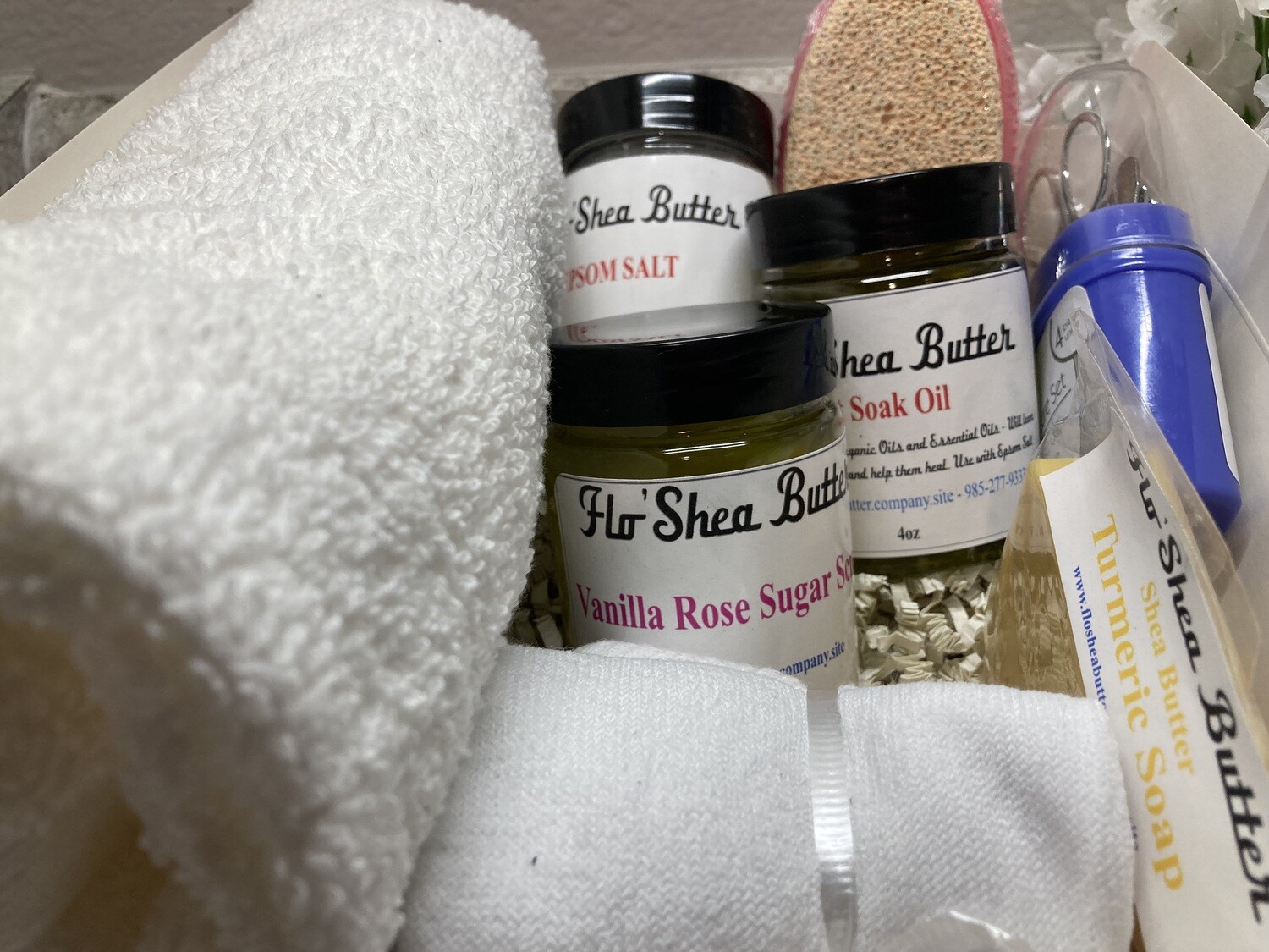 Flo’Shea Butter Foot Spa Basket