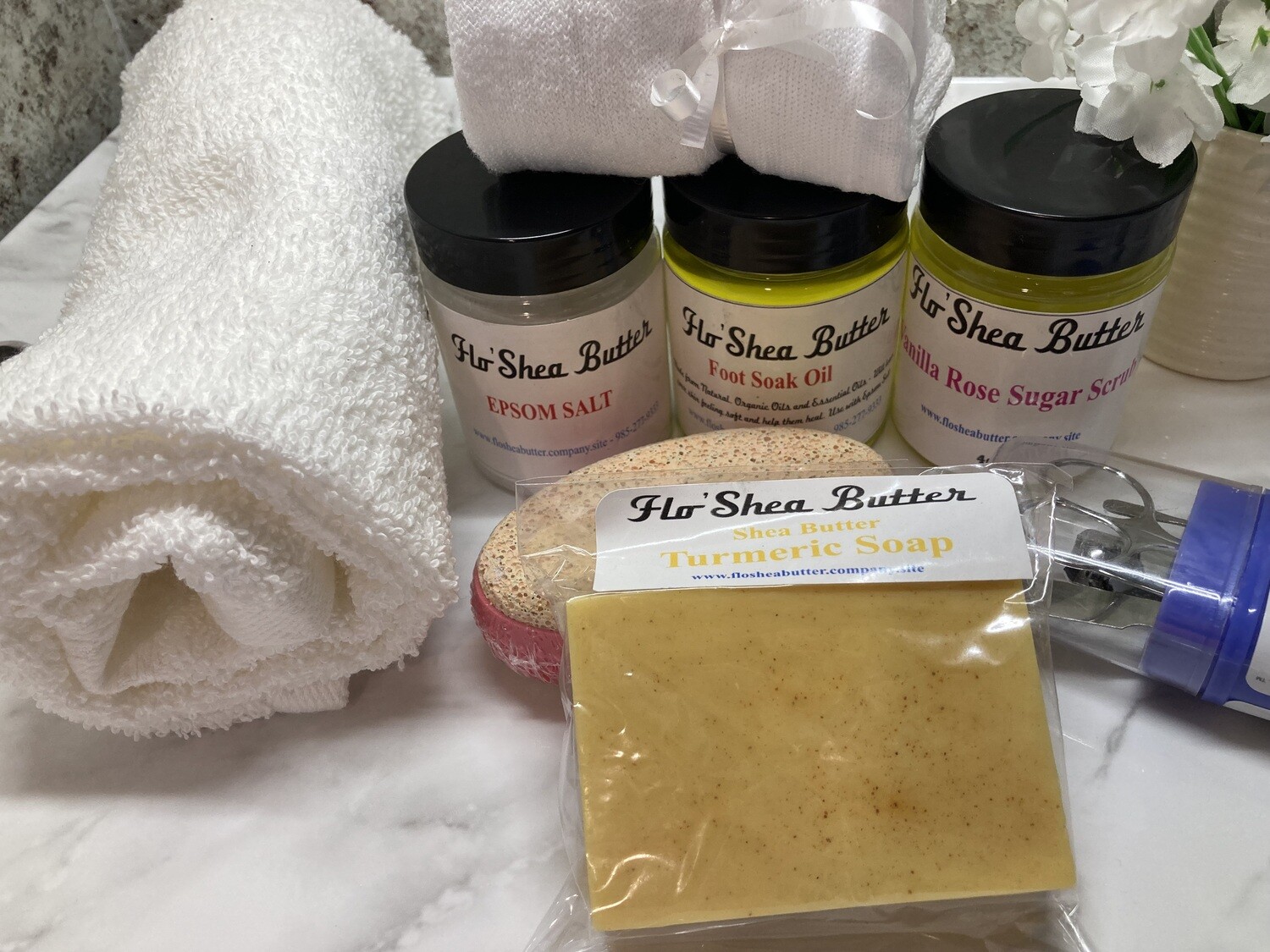 Flo’Shea Butter Foot Spa Basket