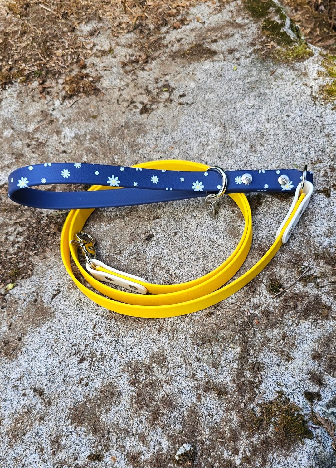 Biothane Dog leash- Daisy and yellow - Limited Addition