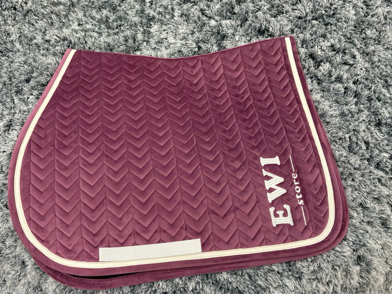 Tapis de selle velours vieux rose