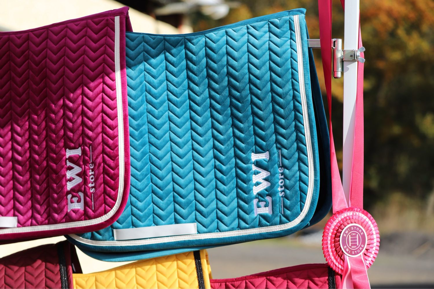 Tapis de selle velours turquoise