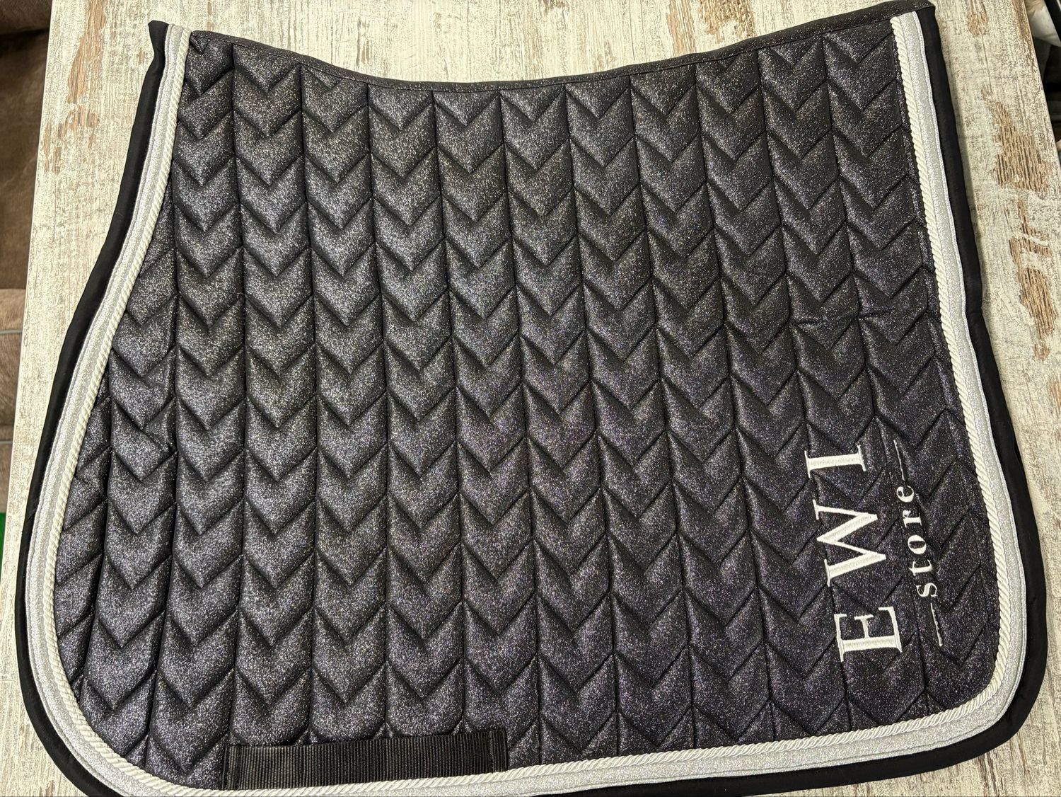 Tapis noir à paillettes Tapis noir à paillettes