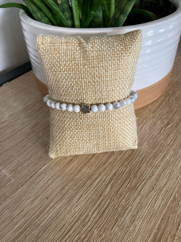 Howlite