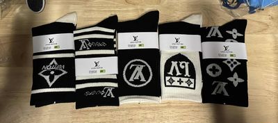 IN STOCK - LV SOCKS PACK OF 5 - (Australia only) - Free shipping Australia wide - Afterpay &amp; PayId Available