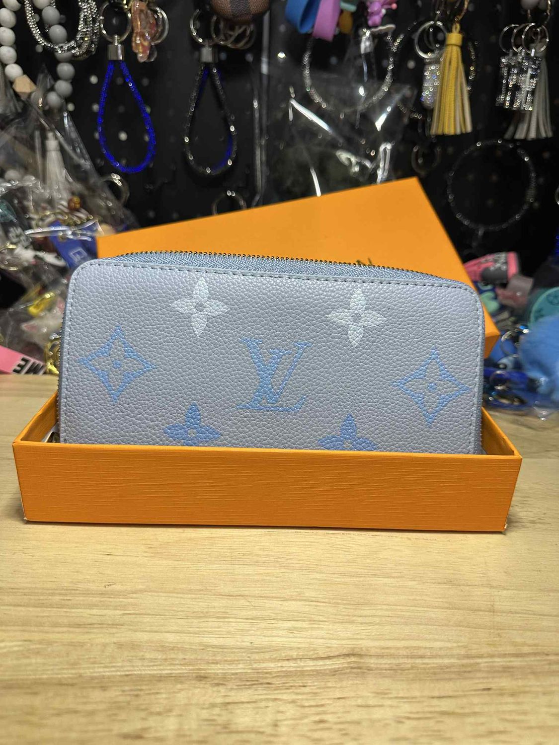 IN STOCK - LV WALLET 1 - (Australia only) - Free shipping Australia wide - Afterpay &amp; PayId Available