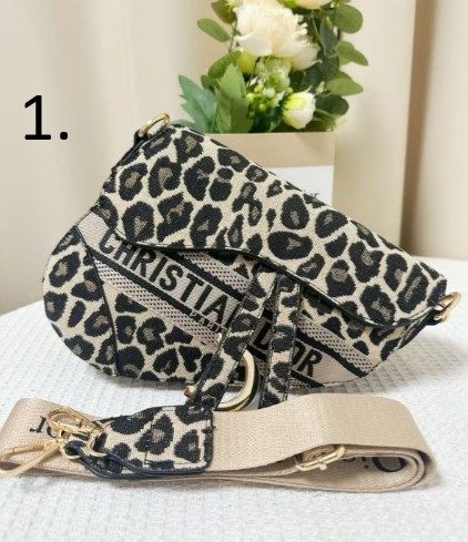 SADDLE BAG - Pre-order (Australia only) - Free shipping Australia wide - 26CM - PayPal &amp; PayId Available - Please note which bag you want in the comments