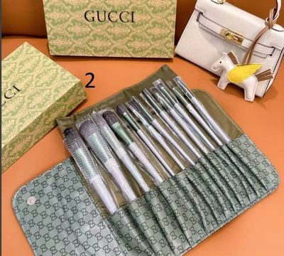 MAKEUP BRUSH SET - Pre-order (Australia only) - PayPal &amp; PayId available - Free shipping Australia wide - Please note which Set in the comments.