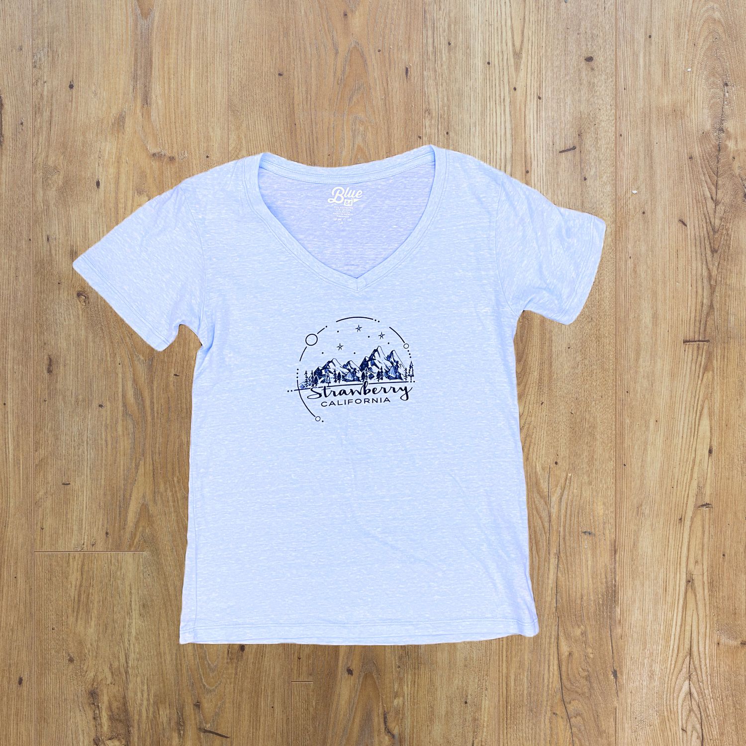 V-Neck Shirt | Light Blue