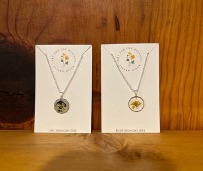 Resin Decagon Necklace