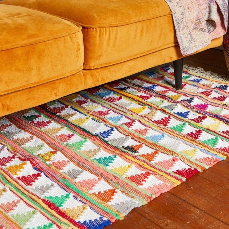 Dhurrie Recycled Cotton and Polyester Handwoven Rug - Triangles