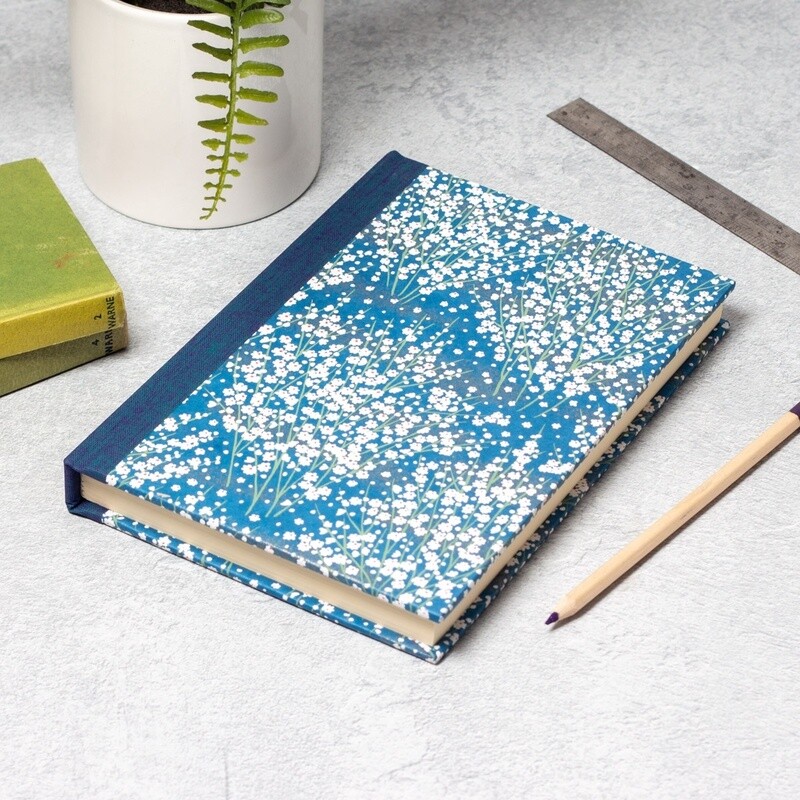 Classic Journal - A5 - White Blossom/Blue by Esmie