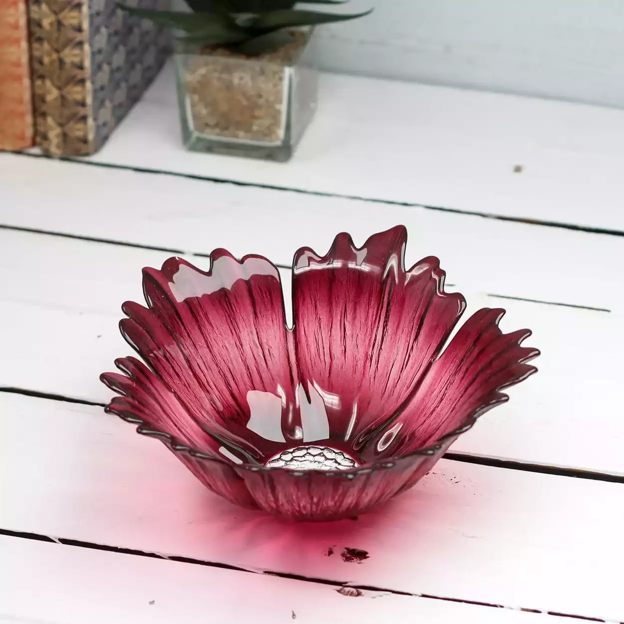 Fleur Pink Glass Medium Bowl by Mats Jonasson