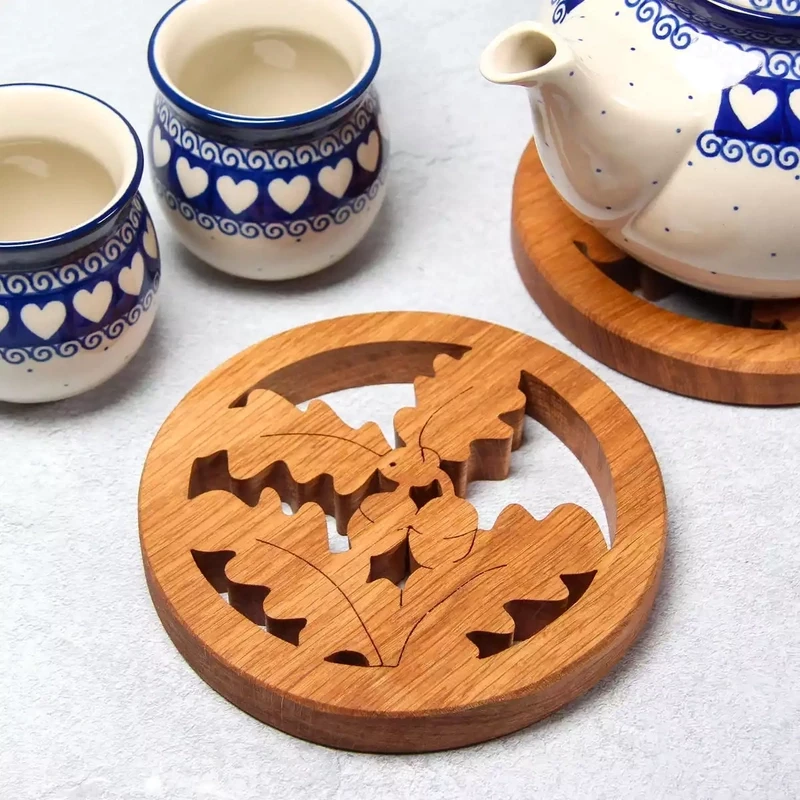 Hand Cut Oak Pot Stand - Acorn & Oak Leaf by Beamers Designs