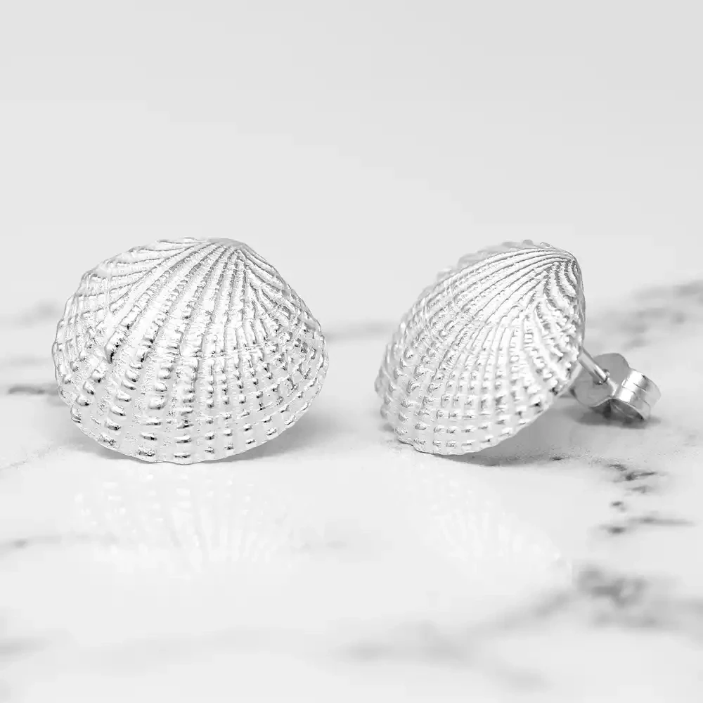 Thai Cockle Stud Earrings - Silver by Silverfish