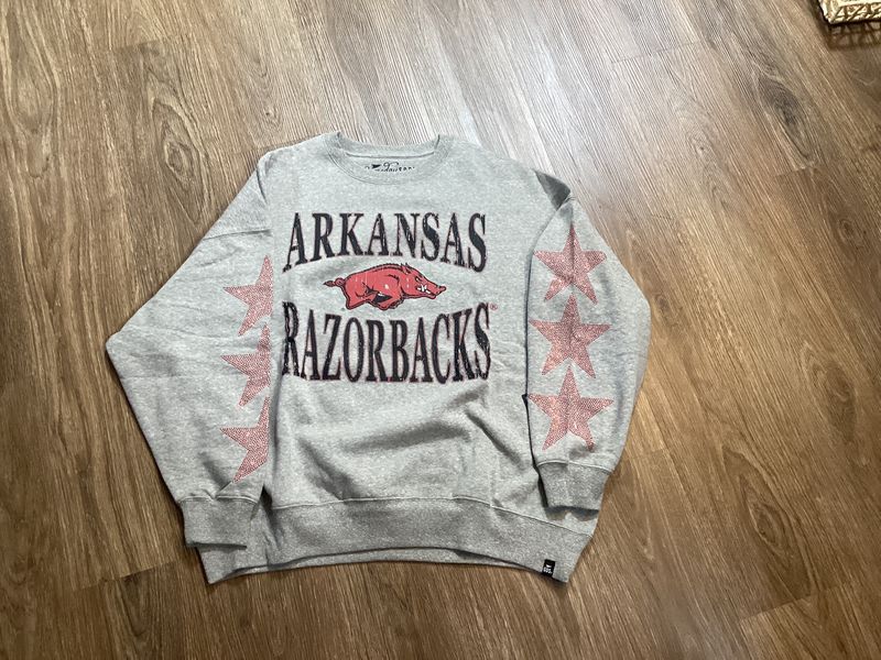 UARK Wynn Star on sleeve