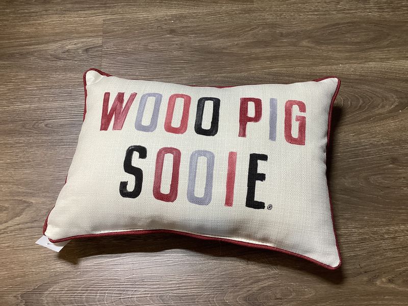 Woo Pig Sooie Poster Tones
