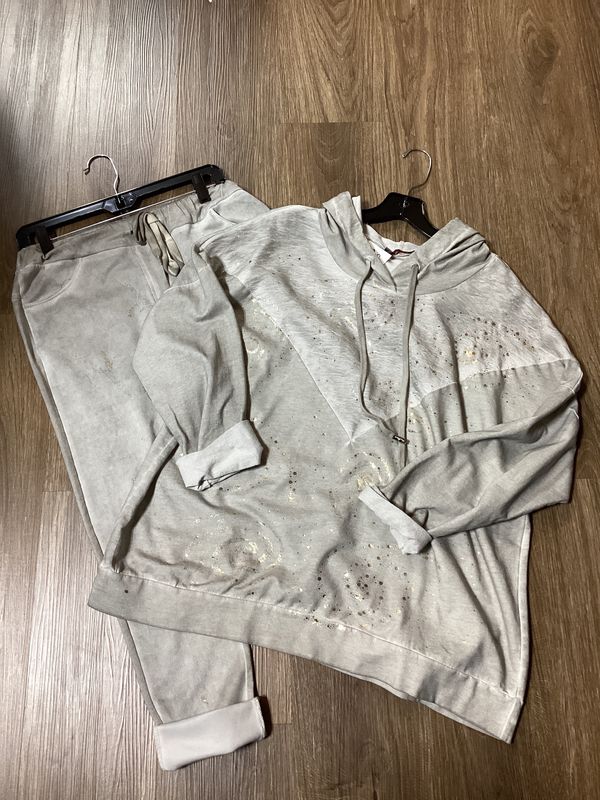 Splattered Gold Lounge Set