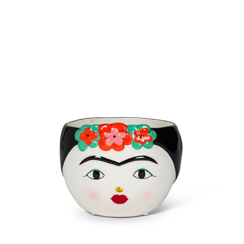 Vase Lady With Flowers Low