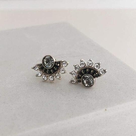 Nico Fan Earrings Black Diamond