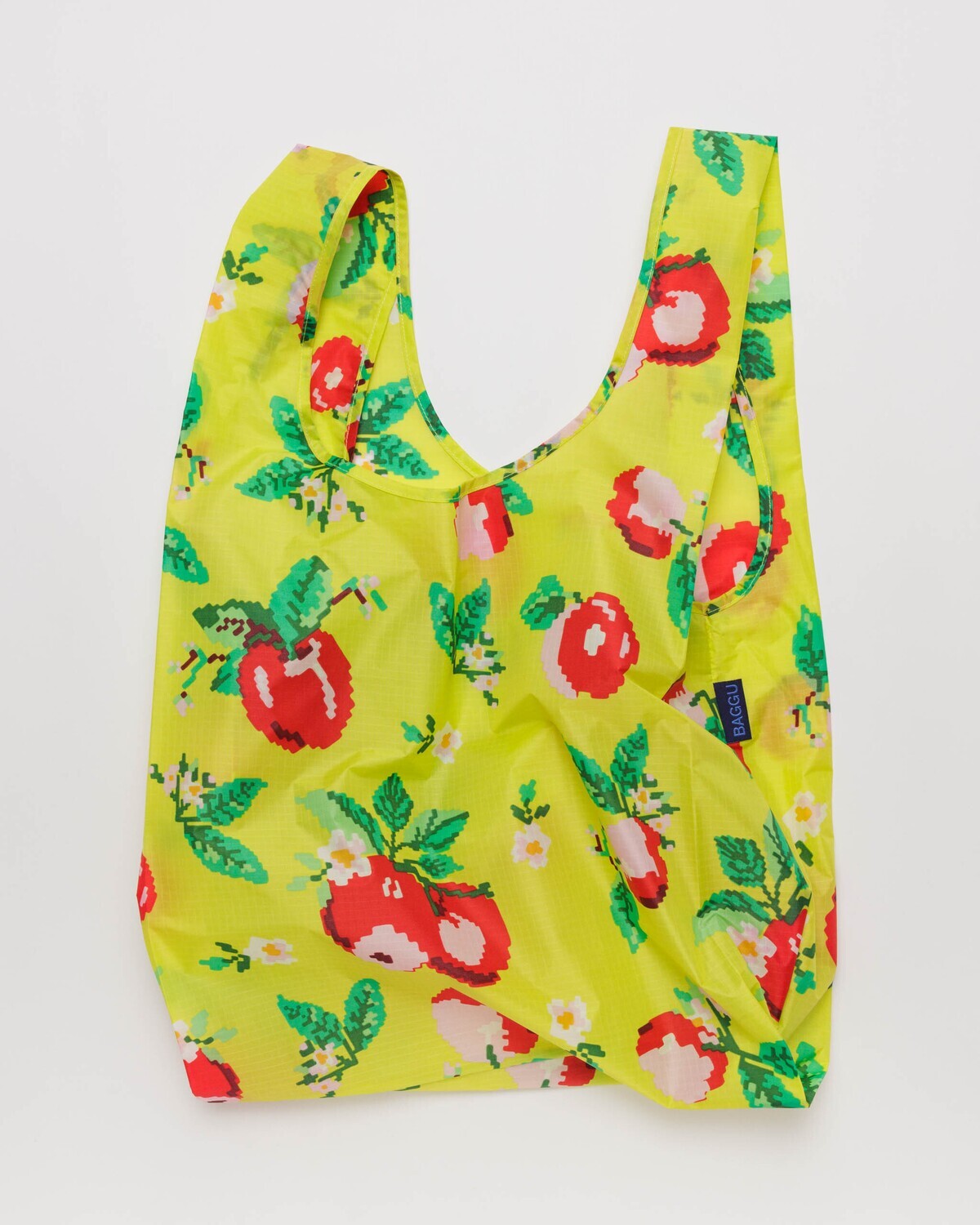 Standard Baggu Needlepoint Apple