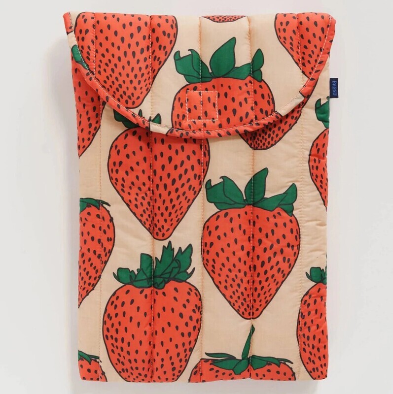 Puffy Laptop Sleeve 16&quot; Strawberry