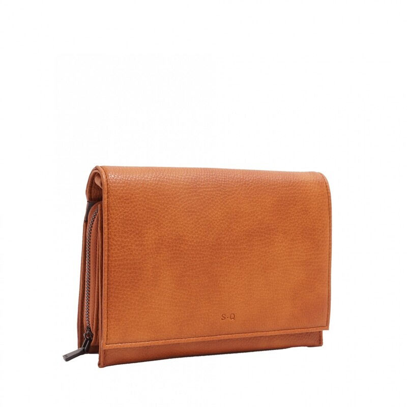 Nita Crossbody Wallet Camel