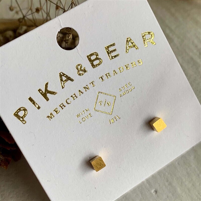 “6” Minimalist Cube Stud Gold