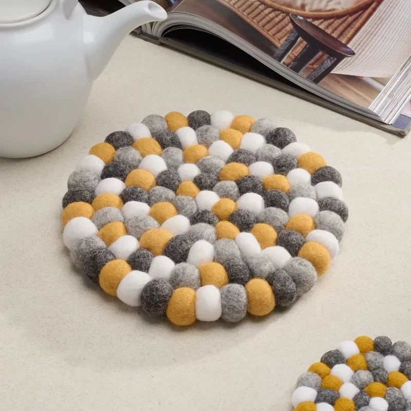 Trivet Wool Felt Ball Yellow, Grey, White