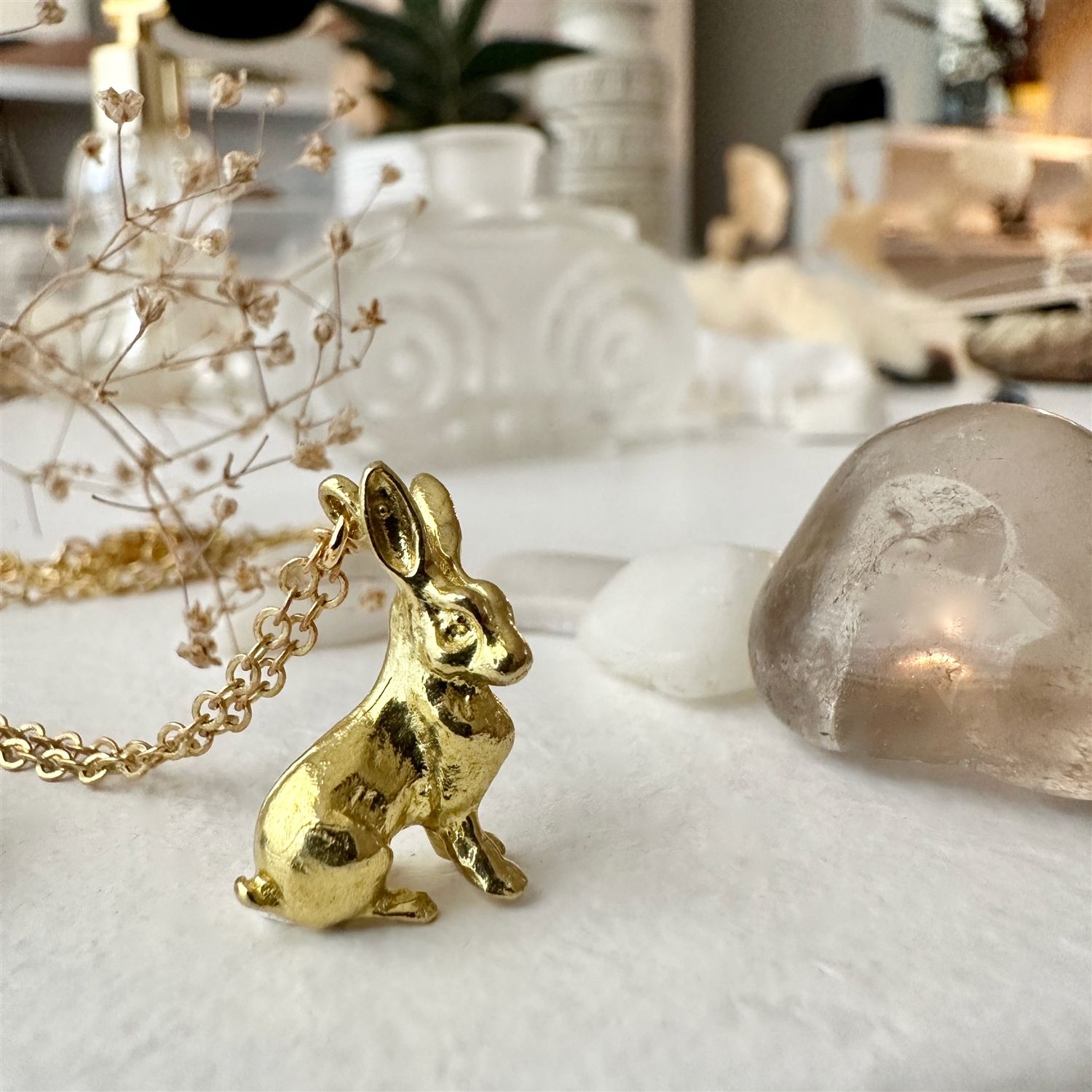 Necklace &quot;Basil&quot; Hare  in Raw Brass