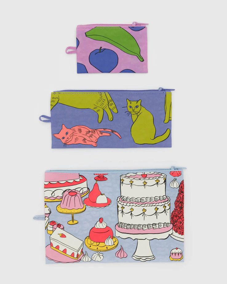 Flat Pouch Set Still Life