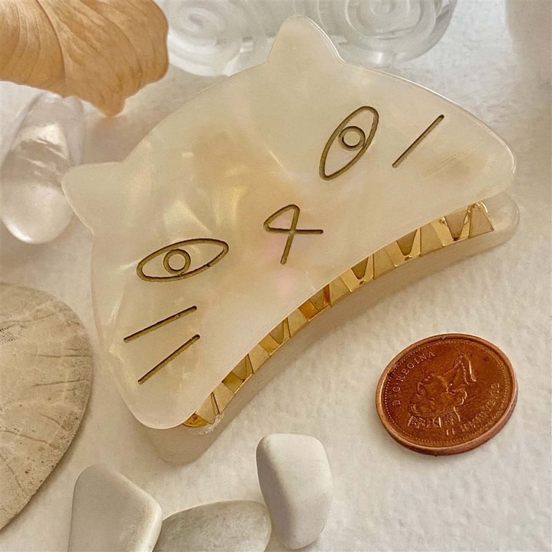"Miser" Grumpy Cat Hair Claw Pearl
