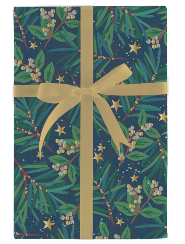Roll Wrap Classic Holiday Stars and Firs