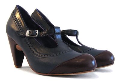 MV7 T-Strap Navy &amp; Oxblood