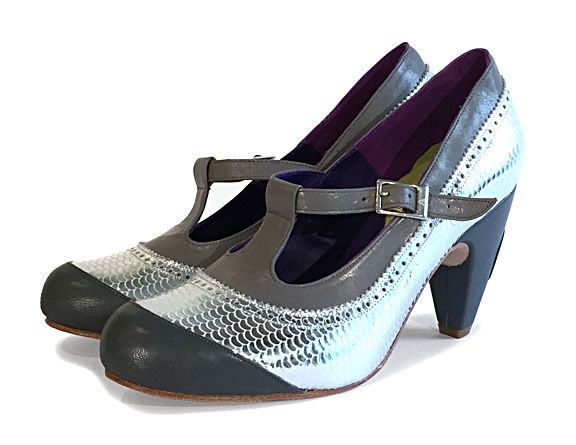 MV7 T-Strap Silver &amp; Grey