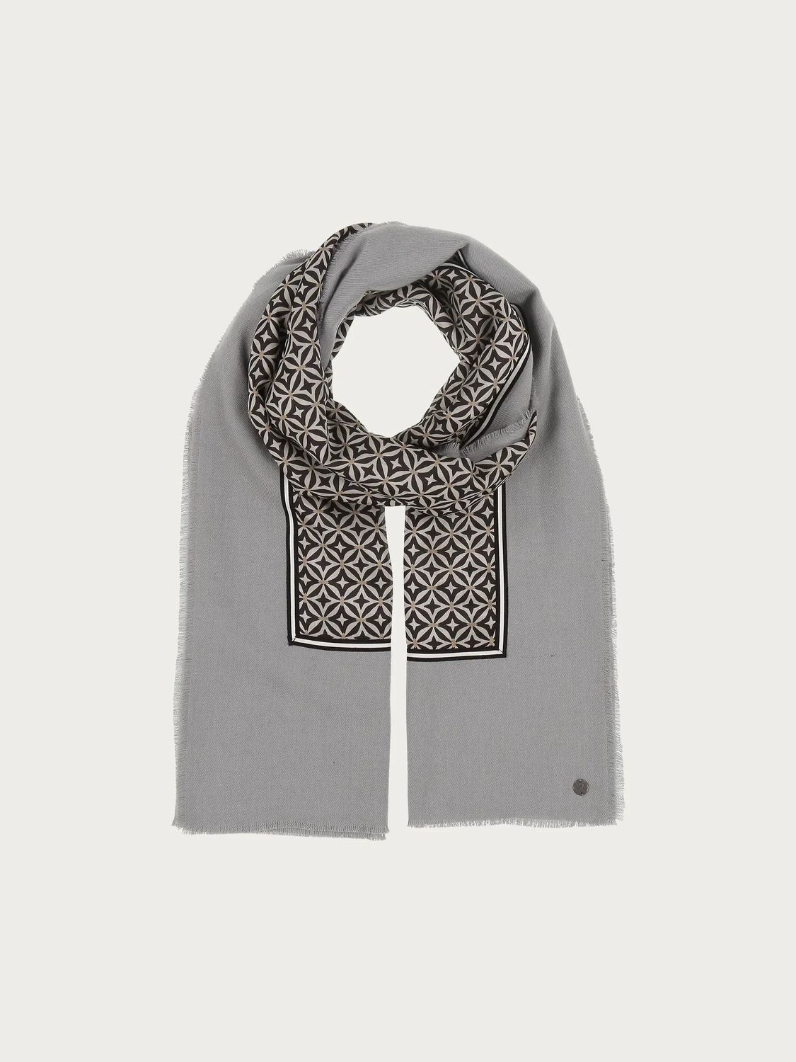 Patchwork Stole With Graphic Print in Silk Blend