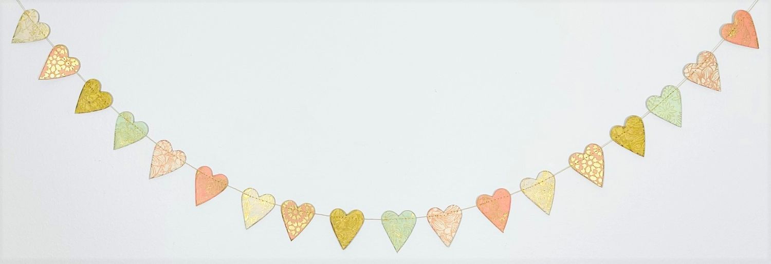 Paper Mini Garland Petit Multi Heart