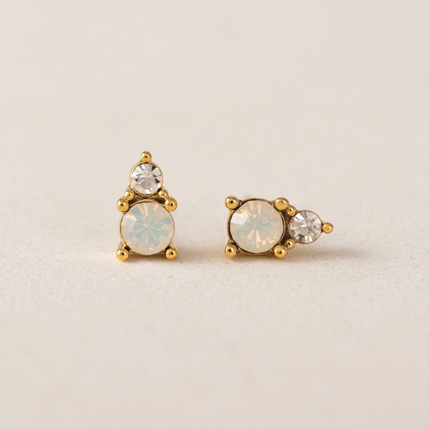 Dolce Stud Earrings White