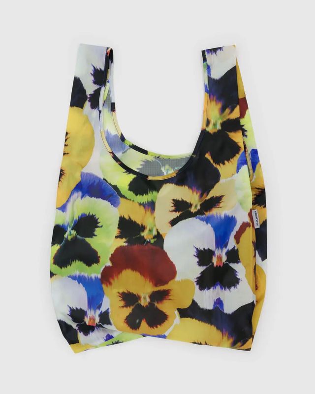 Standard Baggu Pansy by Julia Heuer
