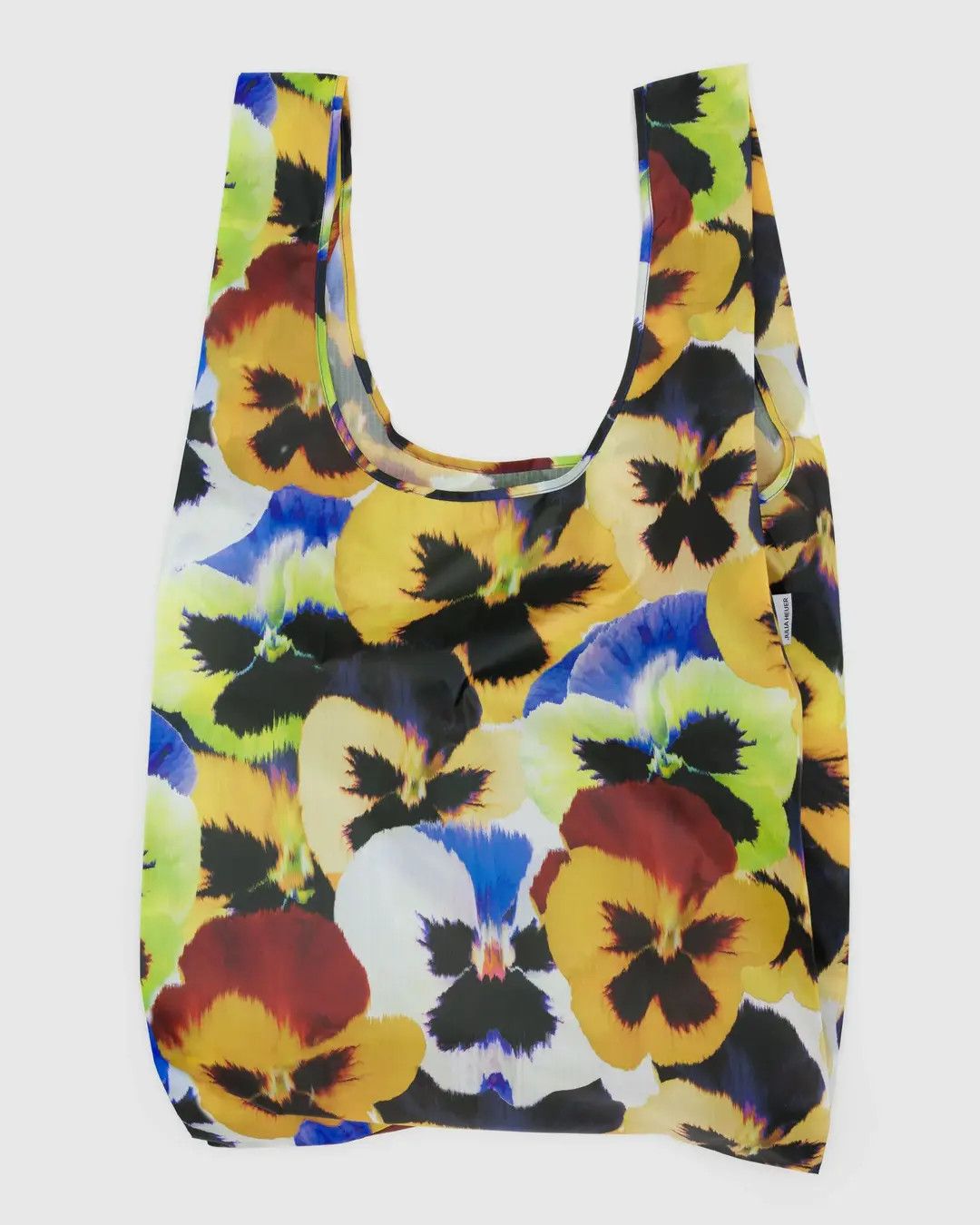 Big Baggu Pansy by Julia Heuer