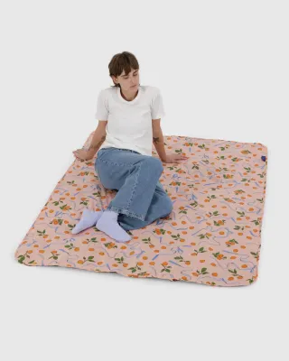 Picnic Blankets + Beach Towels