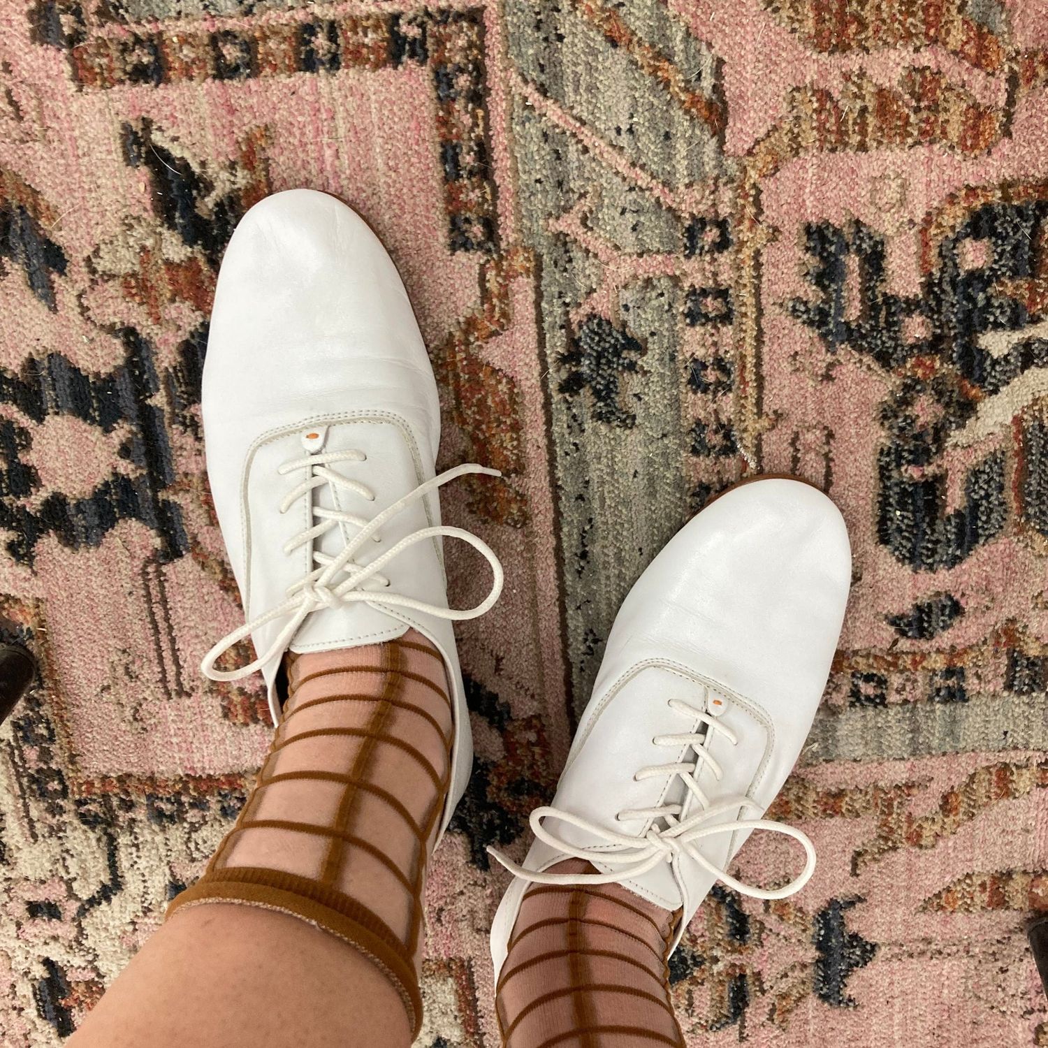 Sheer French Window Ankle Socks Nutmeg