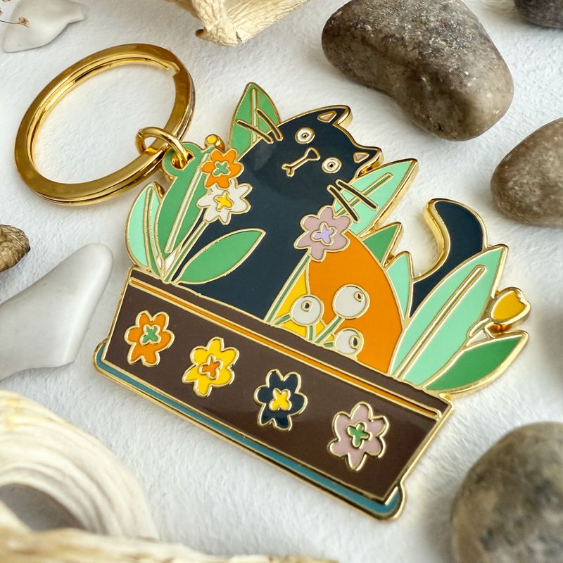 Enamel Keychain &quot;Pecan&quot; Cat &amp; Flowers