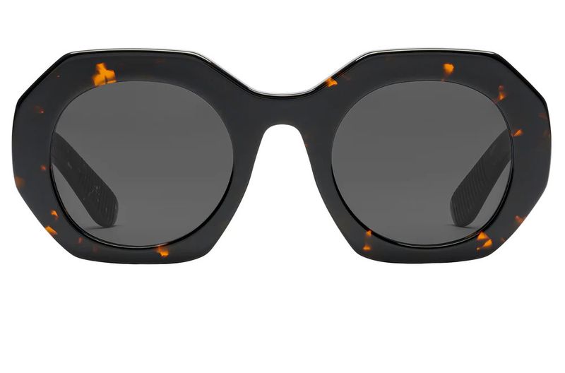 Cut 118 Dark Tortoise/ Black