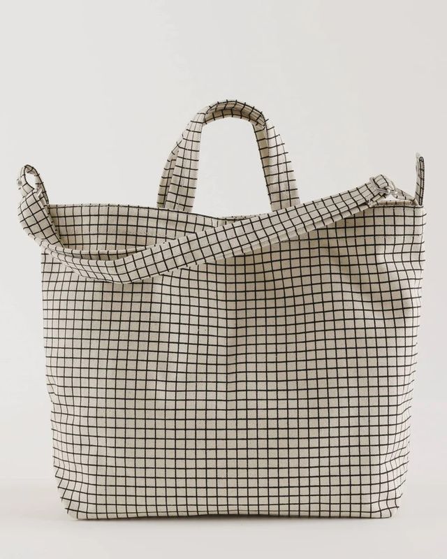 Horizontal Zip Duck Bag Natural Grid