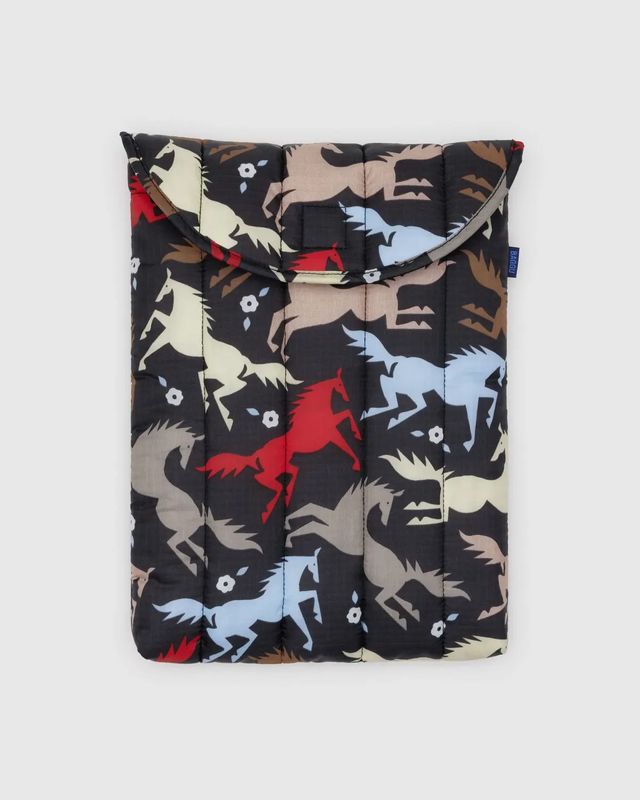 Puffy Laptop Sleeve 13&quot;/14&quot; Horse Cut Outs