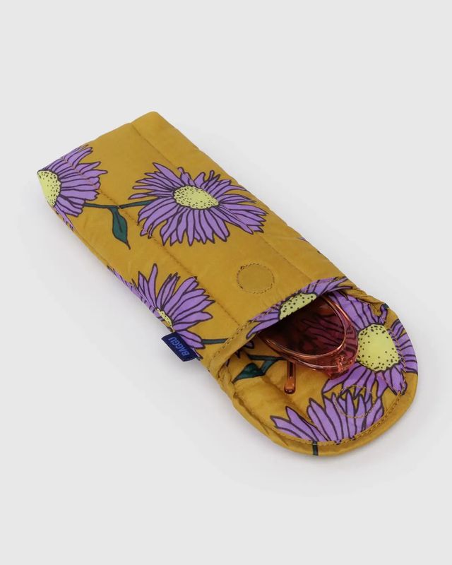 Puffy Glasses Sleeve Daisy Chain