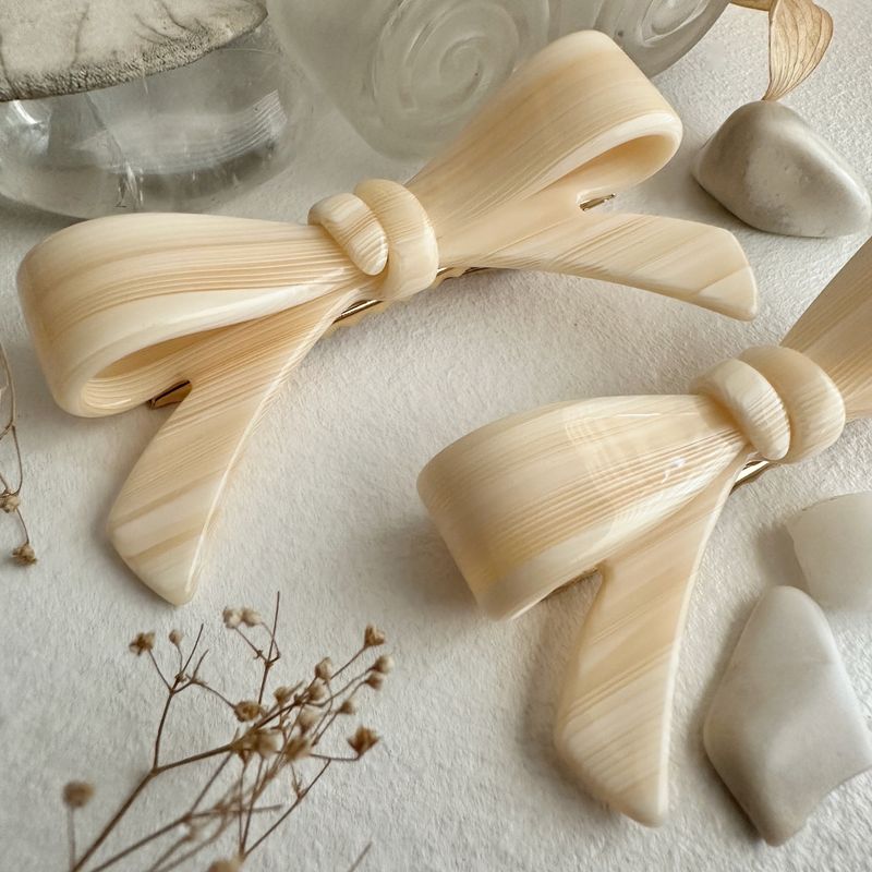 "Zooey" Bow Hair Clips Butter Cream